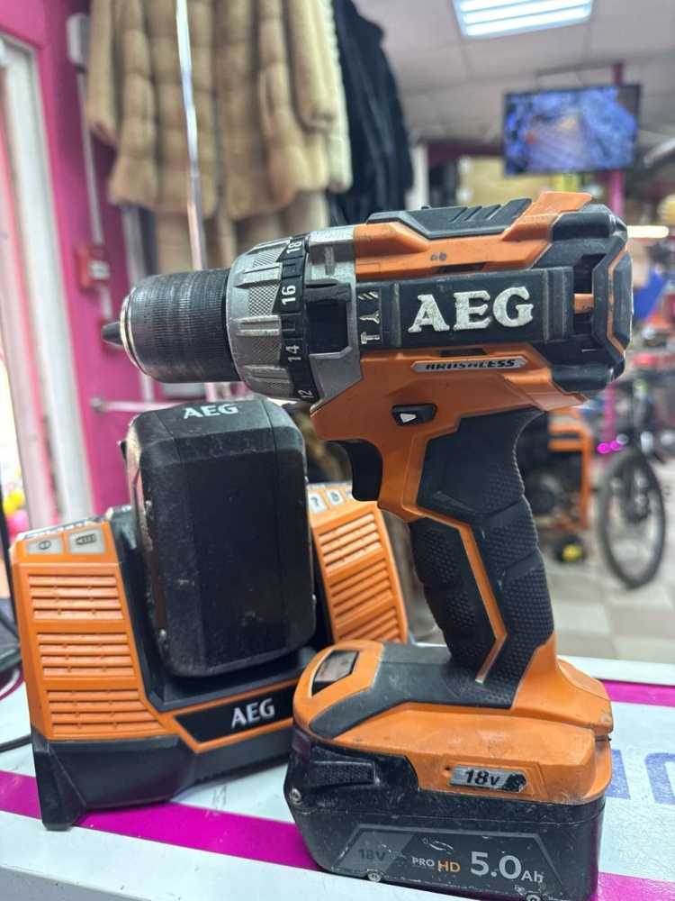 Шуруповерт AEG BSB18C2BL