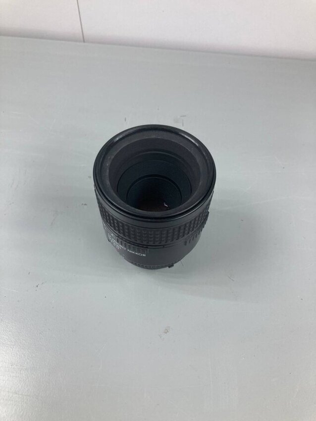 Объектив NIKON AF 60MM