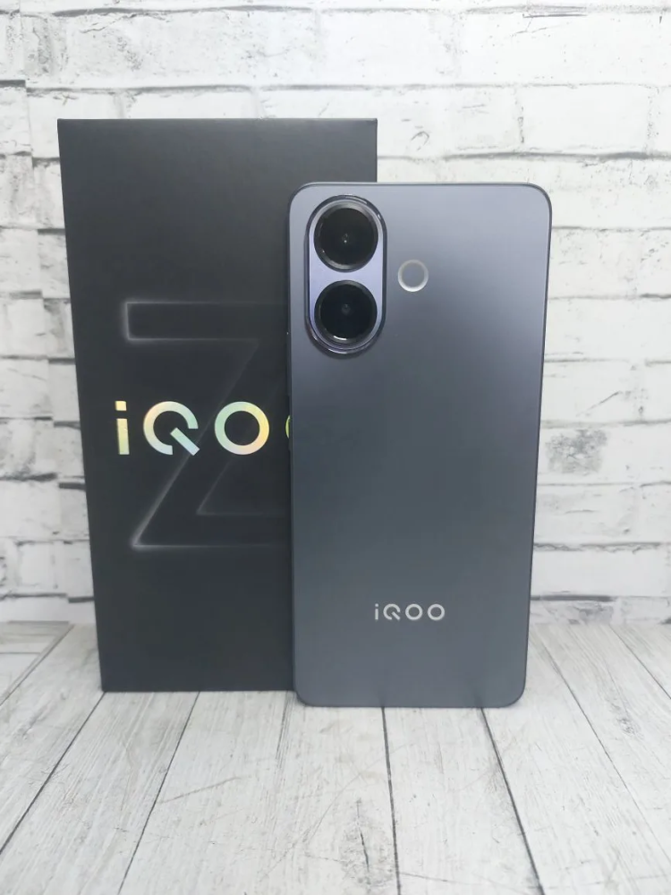 Смартфон Vivo IQOO Z10R 12/512