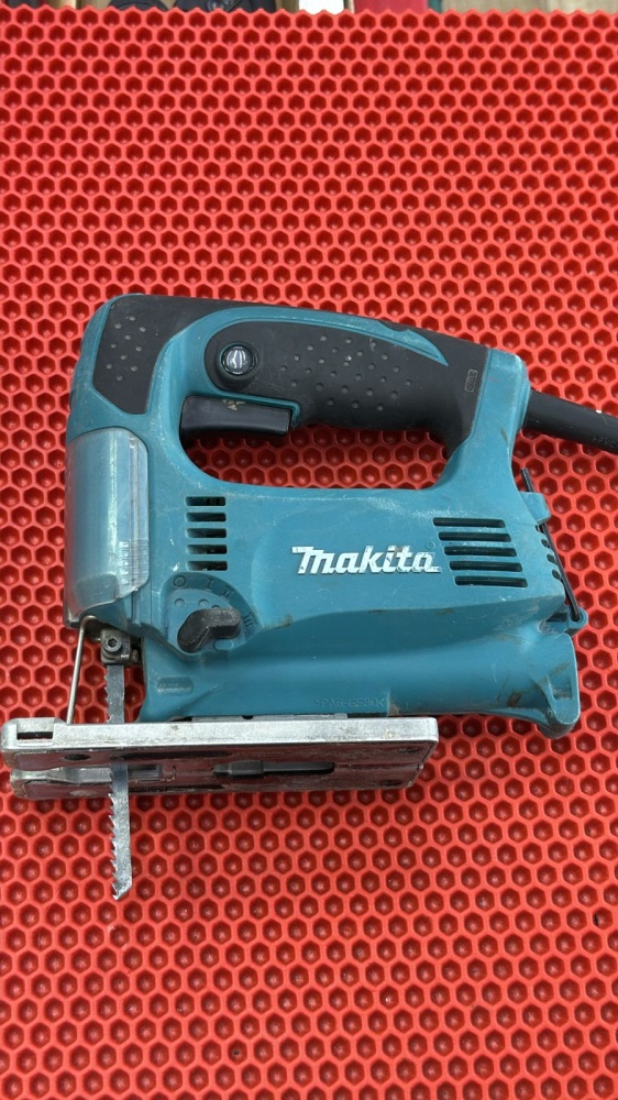 Лобзик Makita 4329