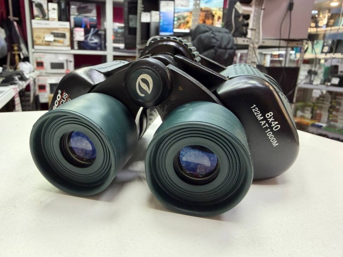 Бинокль Tasco 8х40