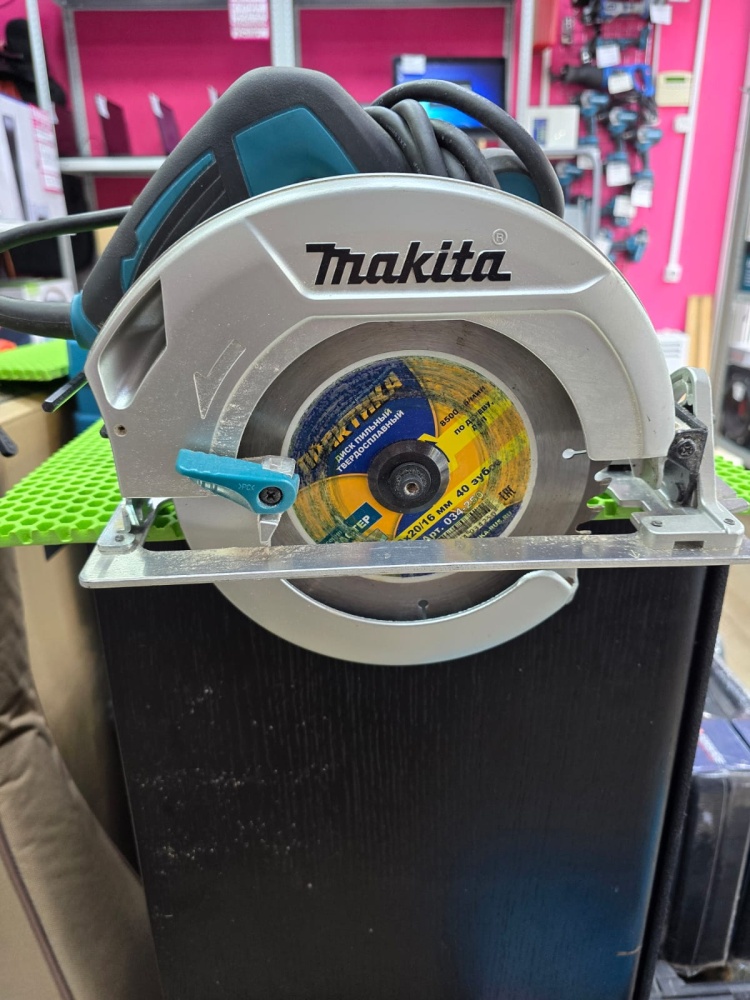 Циркулярная пила Makita NS7600