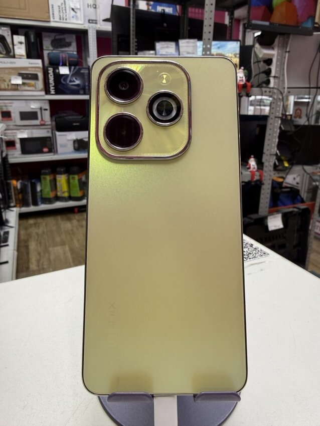 Мобильный телефон Infinix HOT 40i