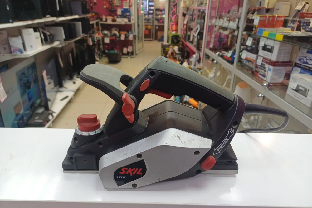 Рубанок SKIL 650W