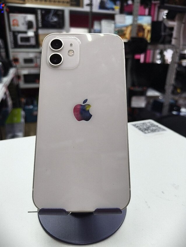 Смартфон iPhone 12 64 Gb